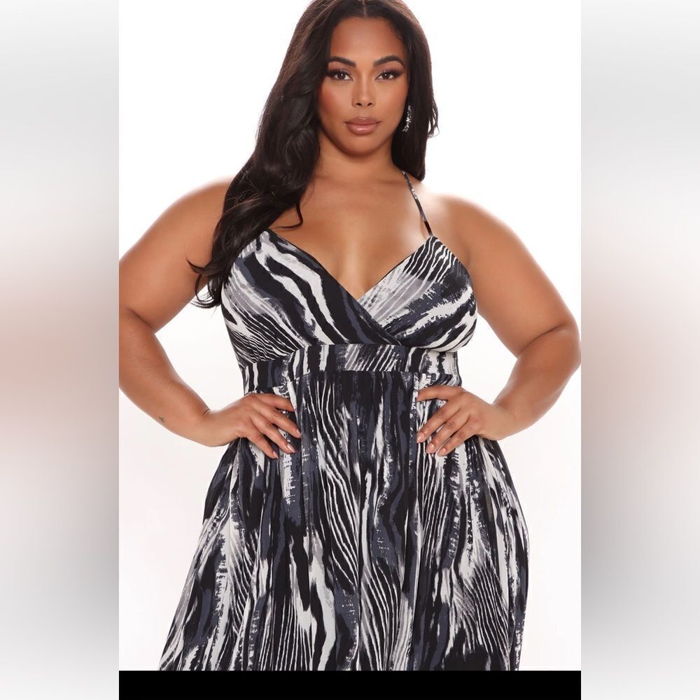 Fashion Nova Mina Maxi Dress - Black/combo, size L - Picture 6 of 14